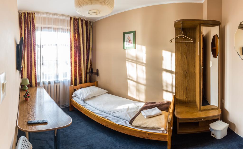 Hotel Astra バルトシツェ 部屋 写真