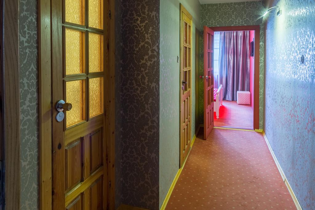 Hotel Astra バルトシツェ エクステリア 写真